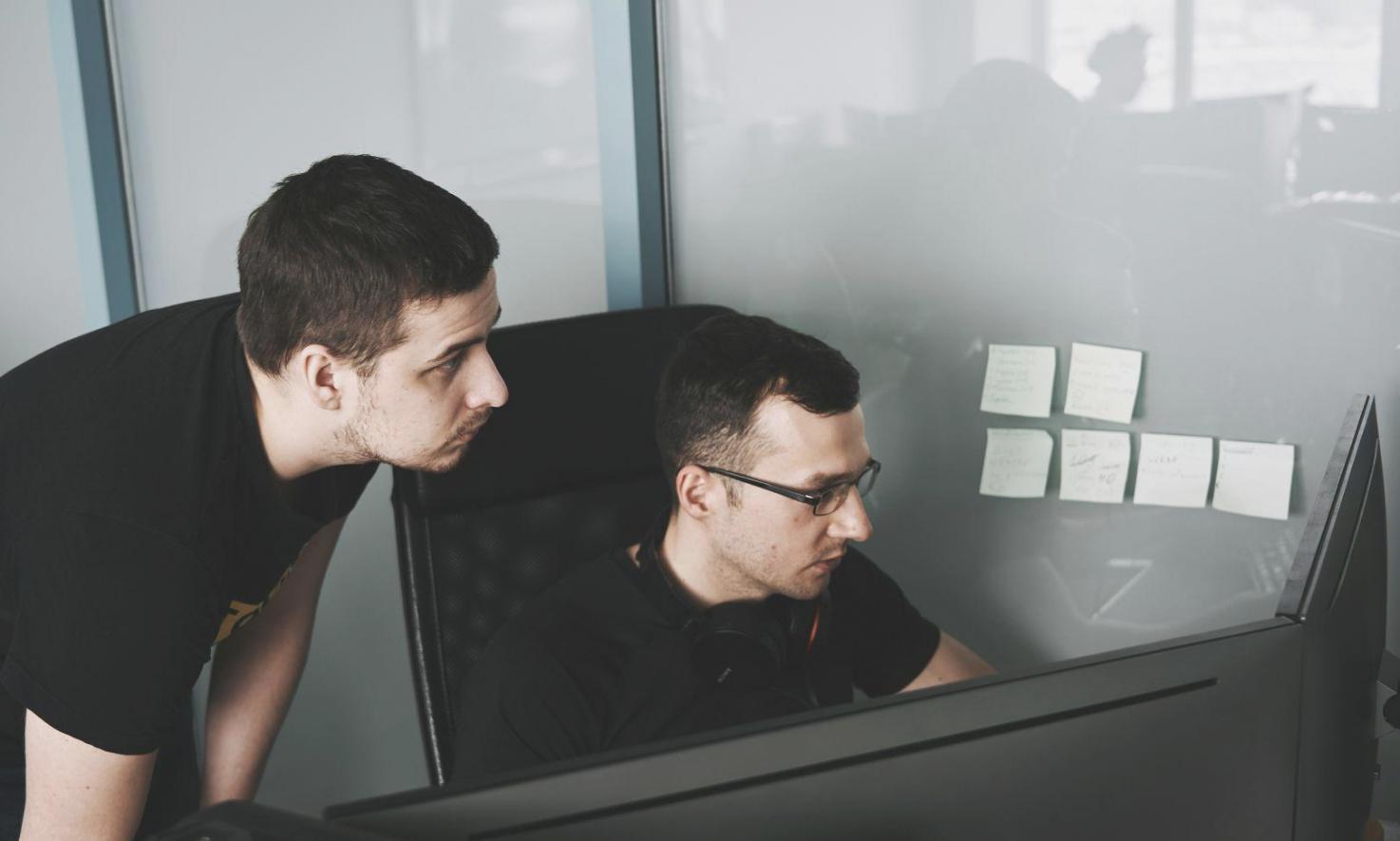 Analýza firemních dokumentů a dat